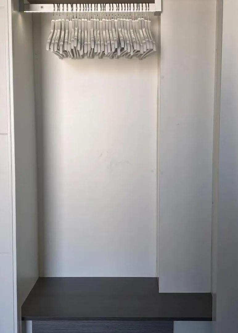 One Bedroom, Murphy Bed, Sofa Bed, Home-Office, Modern, Quiet, Fully Equipped, Powerful Ac, 300 Mbps Fibre, Washer And Dryer Malaga Spain